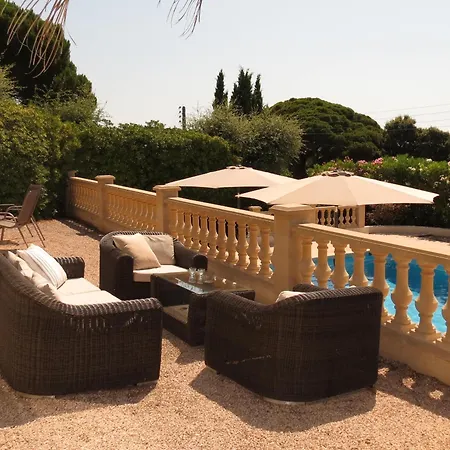 Villa 5 Pieces + Appart, Piscine Privee, Clim, Proche Plages - Fr-1-780-16