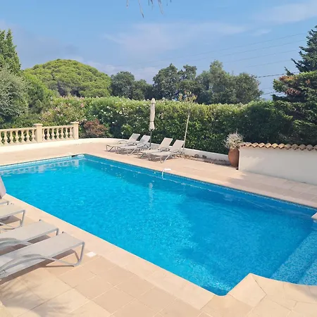 Spacieuse Avec Piscine Privée Et Climatisation à Sainte-maxime, Idéale Pour 10 Personnes - Fr-1-780-16 Sainte-Maxime