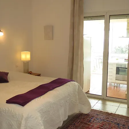 Vila Spacieuse Avec Piscine Privee Et Climatisation A Sainte-maxime, Ideale Pour 10 Personnes - Fr-1-780-16