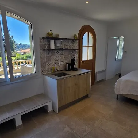 Vila Spacieuse Avec Piscine Privee Et Climatisation A Sainte-maxime, Ideale Pour 10 Personnes - Fr-1-780-16 Sainte-Maxime