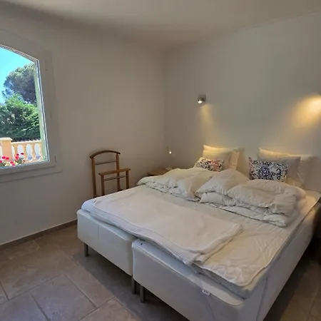 Vila Spacieuse Avec Piscine Privee Et Climatisation A Sainte-maxime, Ideale Pour 10 Personnes - Fr-1-780-16 *